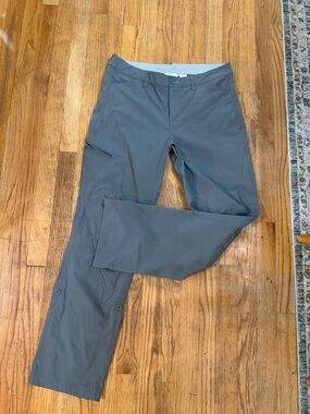 Orvis Women’s Trout Bum size 10 Cargo Travel Pants in Gray Hiking Fishing